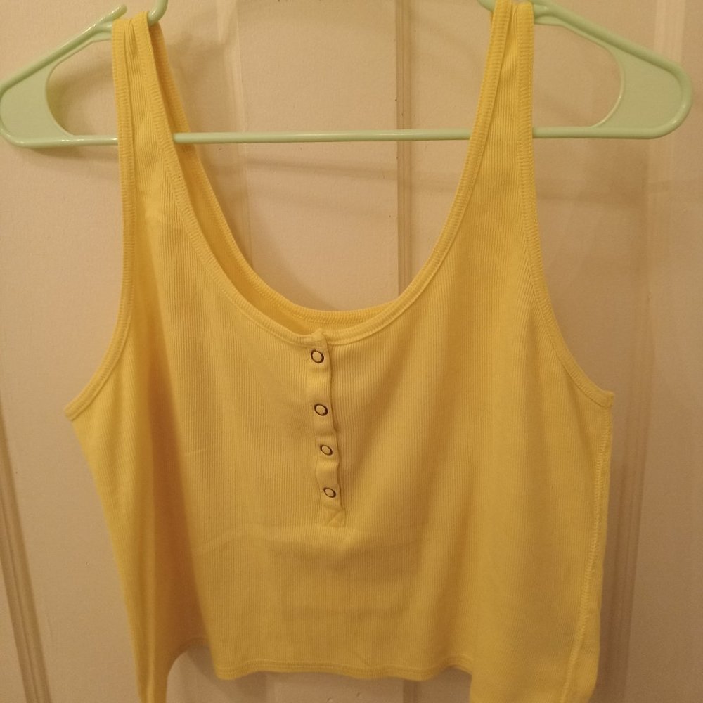 *3 FOR $13* Yellow crop tank top
